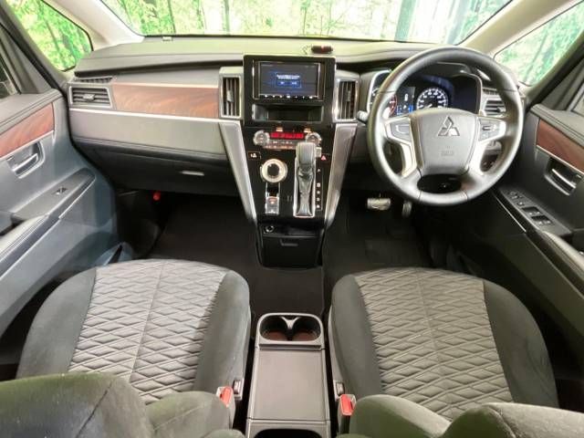 Mitsubishi DELICA D5 2022-12 10521-1