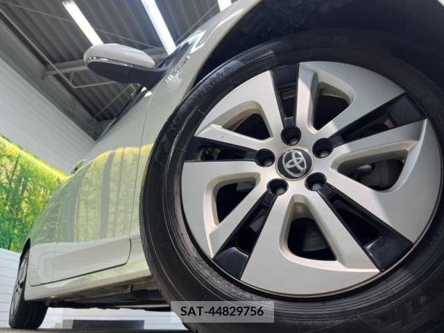 Toyota PRIUS 2016-07 244283-13