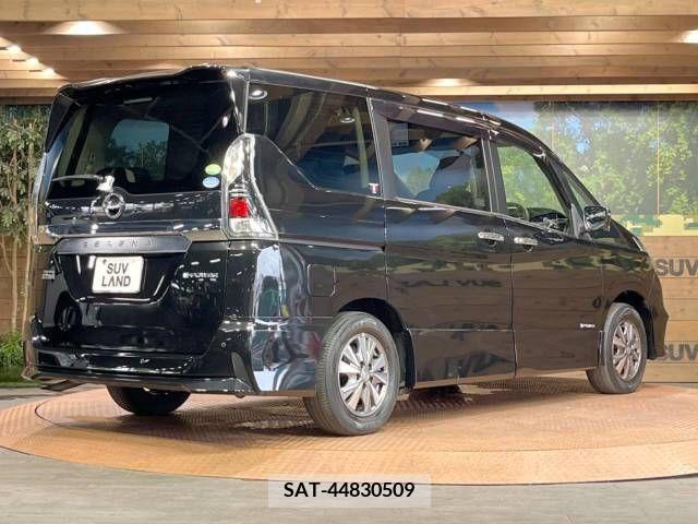 Nissan SERENA 2019-06 325020-17