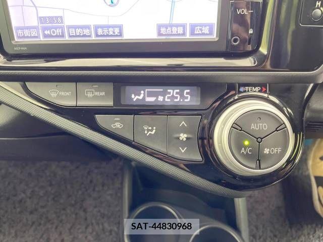 Toyota AQUA 2016-05 261166-7