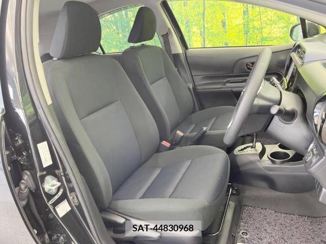 Toyota AQUA 2016-05 261166-8