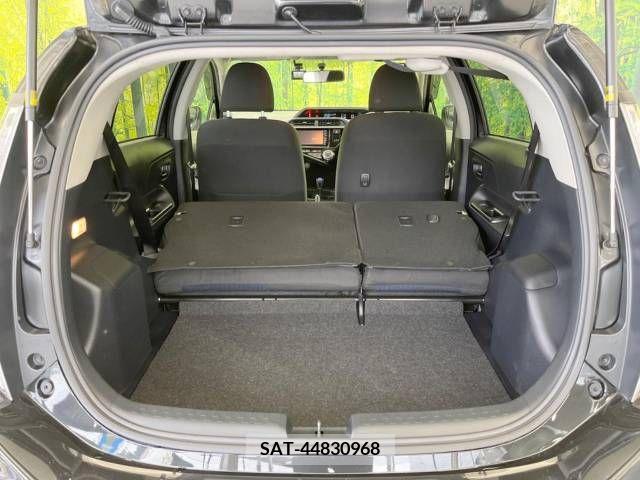 Toyota AQUA 2016-05 261166-10