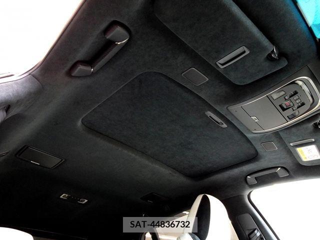 Lexus LS 2018-04 362877-21