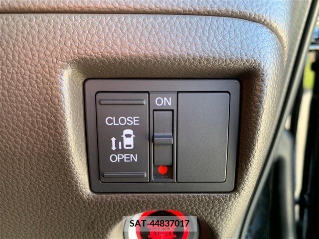 Honda N BOX 2023-03 380047-29