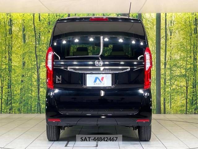 Honda N BOX 2018-02 306970-15