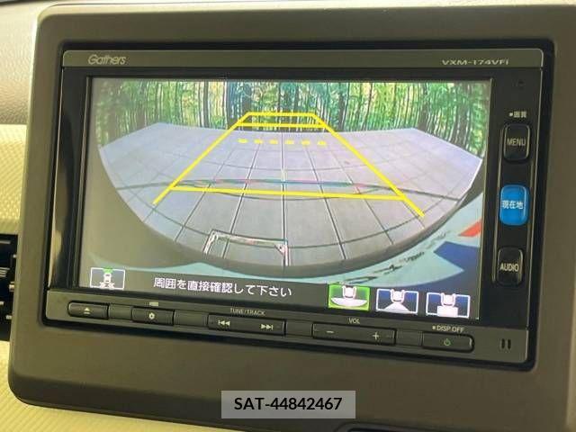 Honda N BOX 2018-02 306970-3