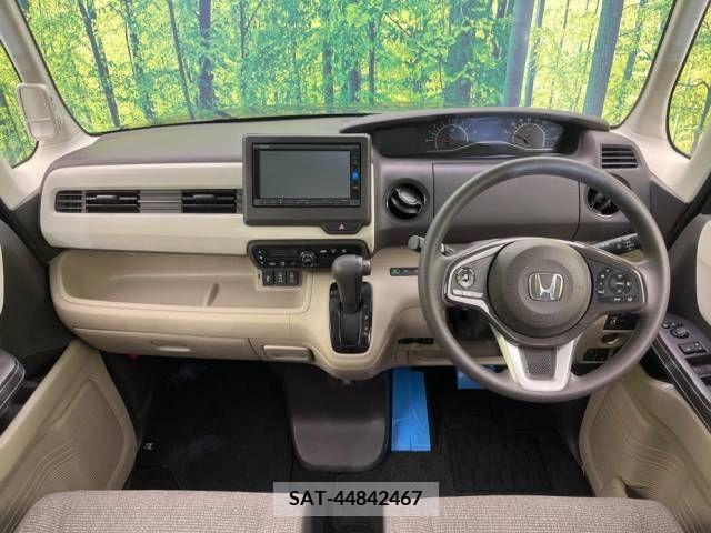 Honda N BOX 2018-02 306970-1