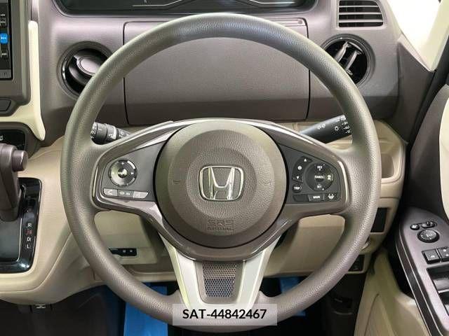 Honda N BOX 2018-02 306970-11
