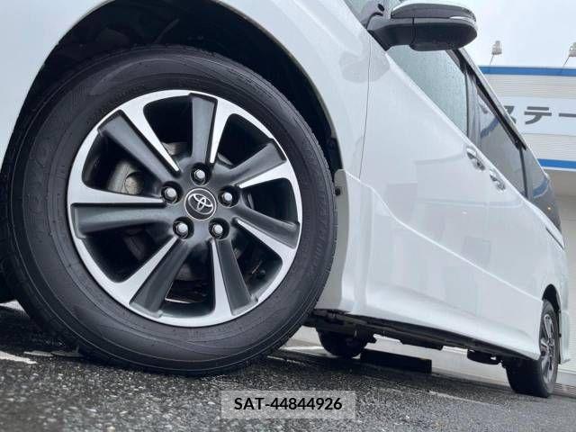 Toyota VOXY 2018-10 288919-14