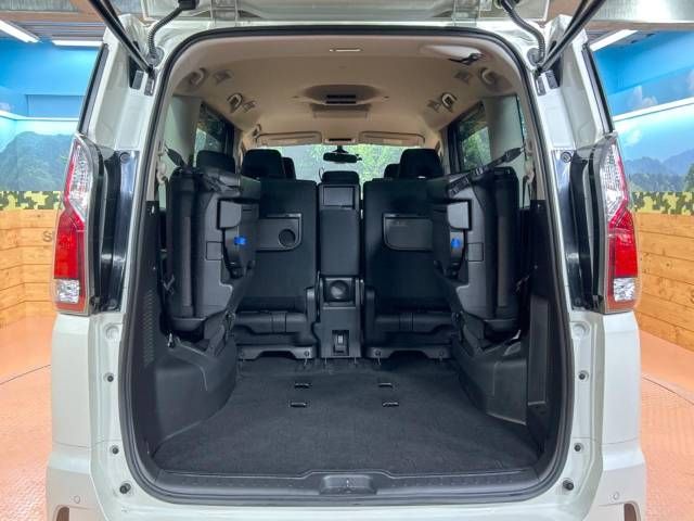Nissan SERENA 2018-02 186381-10