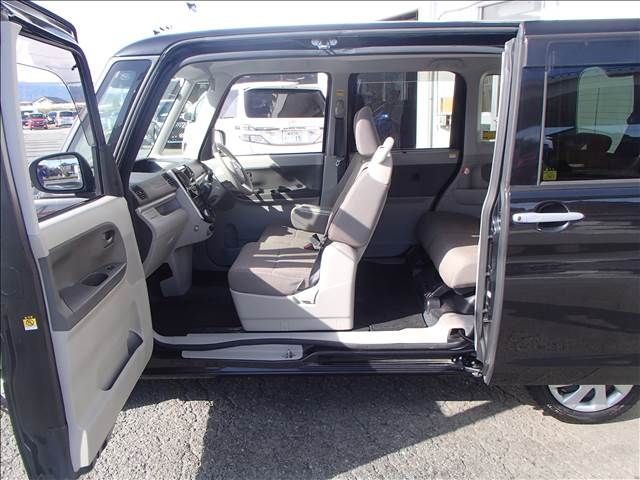 Daihatsu TANTO 2018-02 182642-8