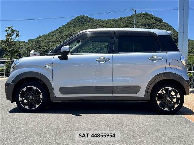 Toyota PIXIS JOY 2016-11 327808-10