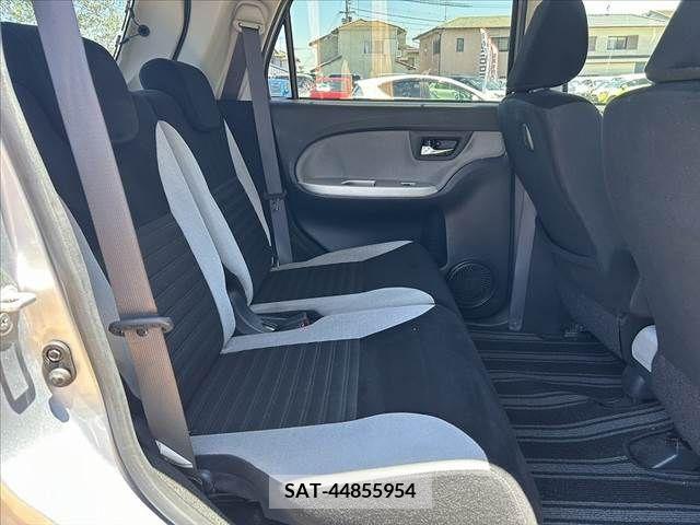 Toyota PIXIS JOY 2016-11 327808-18