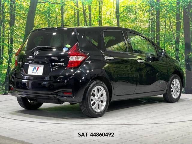 Nissan NOTE 2019-11 365276-17