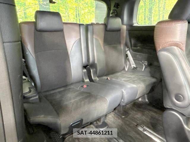 Toyota ALPHARD 2017-03 279803-9