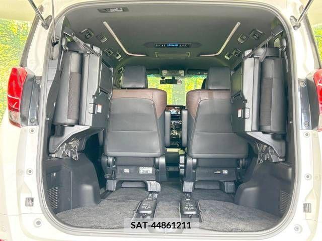Toyota ALPHARD 2017-03 279803-10