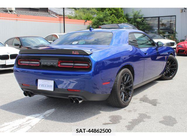 Dodge CHALLENGER 2019-09 203814-2