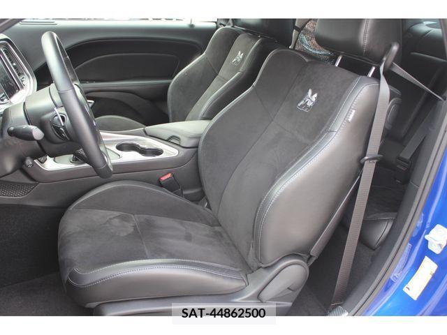 Dodge CHALLENGER 2019-09 203814-4