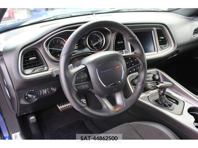 Dodge CHALLENGER 2019-09 203814-6