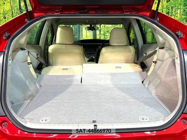 Toyota PRIUS 2013-10 255291-10