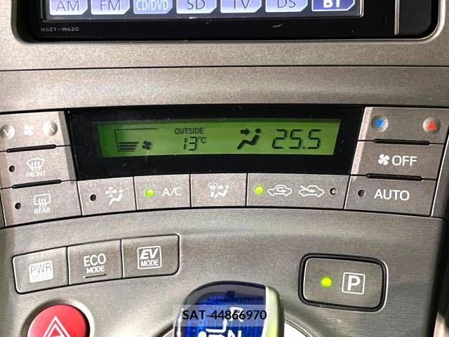 Toyota PRIUS 2013-10 255291-7