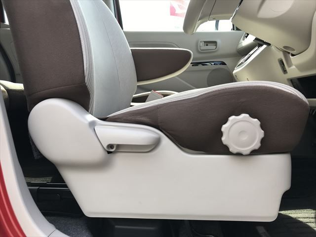 Nissan DAYZ ROOX 2018-10 15897-27