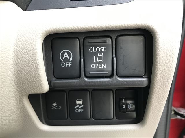 Nissan DAYZ ROOX 2018-10 15897-23
