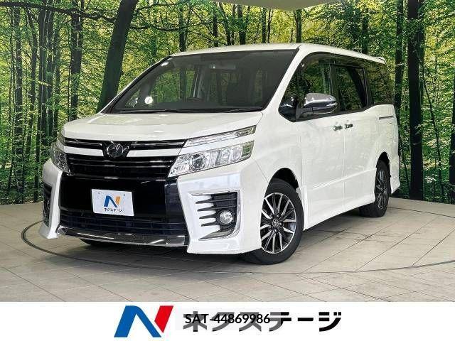 Toyota VOXY 2015-05 330474-0