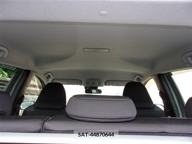 Toyota PRIUS 2019-06 200425-23
