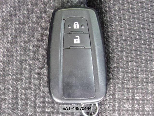 Toyota PRIUS 2019-06 200425-27