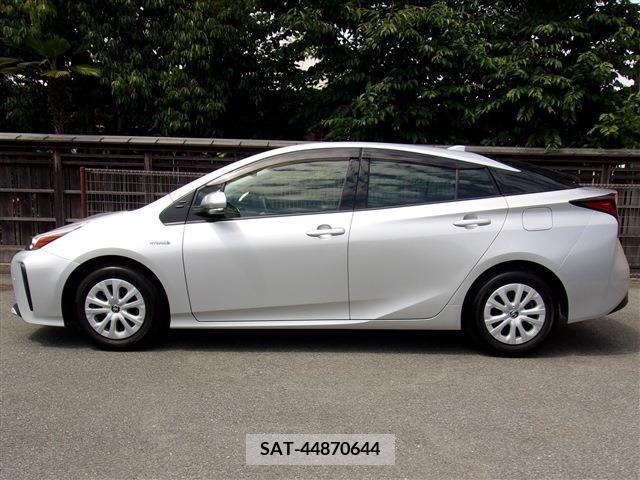 Toyota PRIUS 2019-06 200425-5