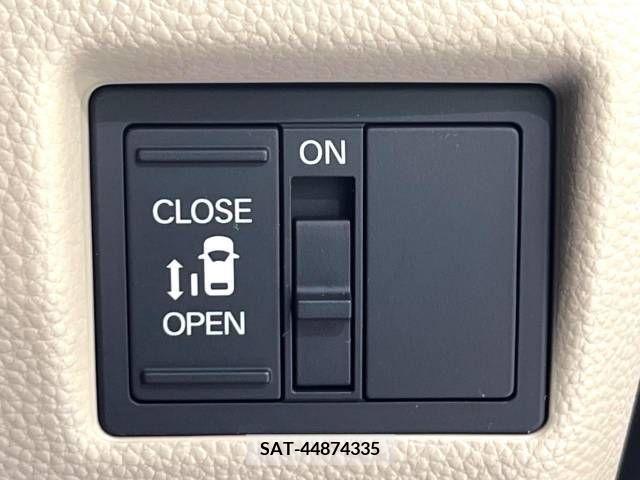 Honda N BOX 2018-03 364421-6