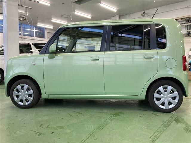 Toyota PIXIS SPACE 2015-11 195443-7
