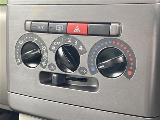 Toyota PIXIS SPACE 2015-11 195443-21