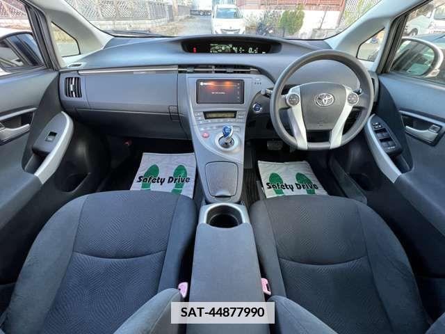 Toyota PRIUS 2012-03 337348-12
