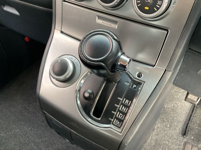 Mitsubishi DELICA D5 2010-01 11117-5