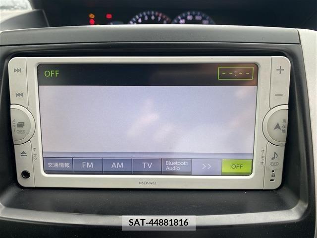 Toyota VOXY 2012-04 202747-16