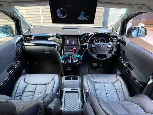 Toyota VELLFIRE 2010-10 189160-3