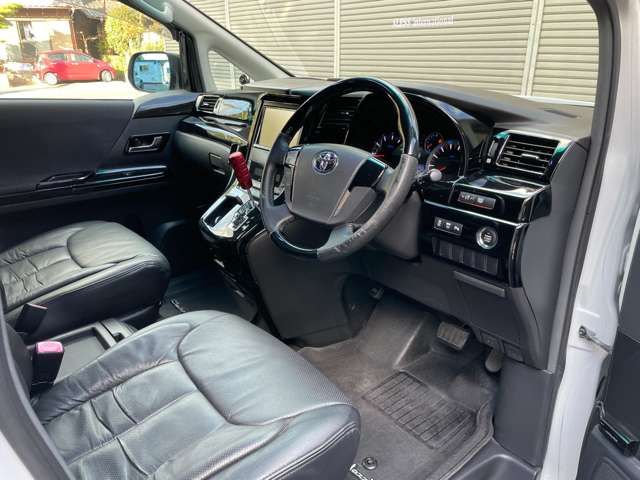 Toyota VELLFIRE 2010-10 189160-15