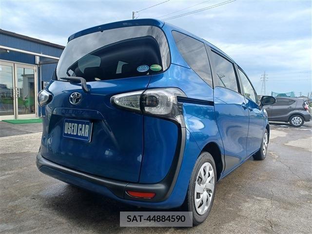 Toyota SIENTA 2018-07 328911-2