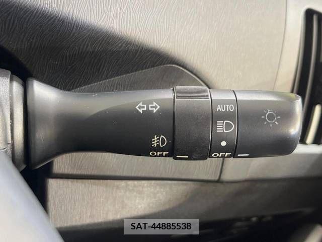 Toyota PRIUS 2012-06 282329-6