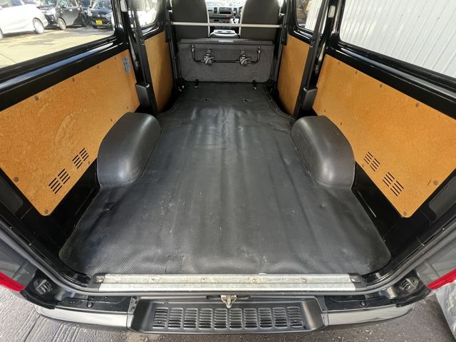 Toyota HIACE VAN 2019-09 191735-8