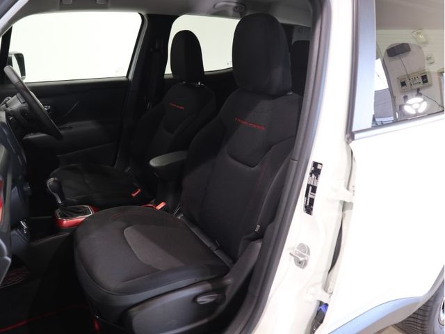 Jeep RENEGADE 2021-06 20674-15