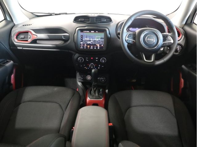 Jeep RENEGADE 2021-06 20674-9