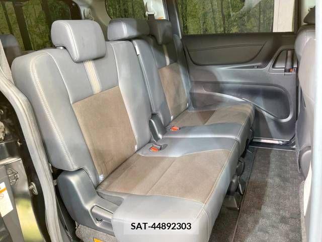 Toyota SIENTA 2019-10 224255-9