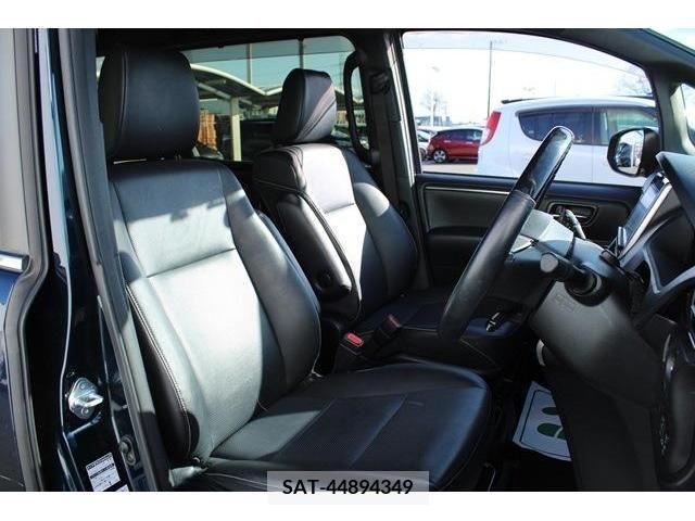 Toyota ESQUIRE 2018-10 220016-12