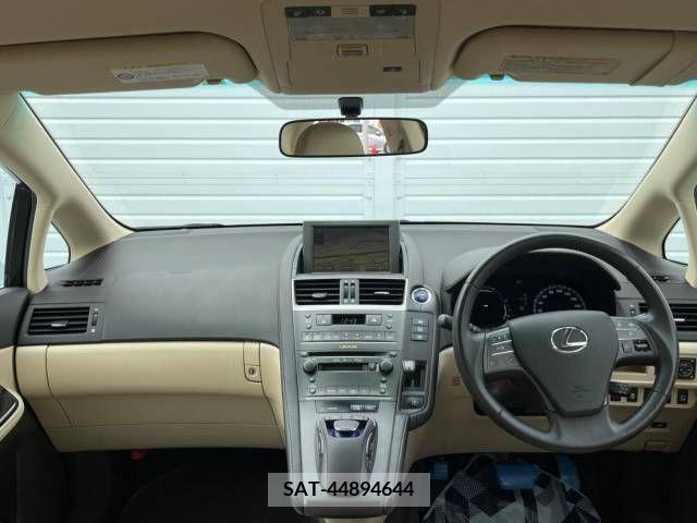 Lexus HS 2009-09 275371-1