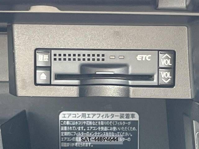 Lexus HS 2009-09 275371-4