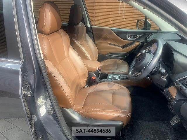 Subaru FORESTER 2019-08 376728-4