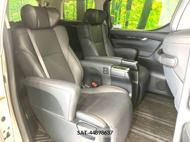 Toyota ALPHARD 2021-06 388976-8